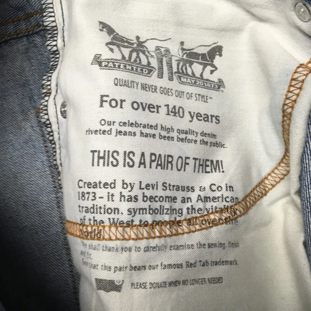 Levis levis mens